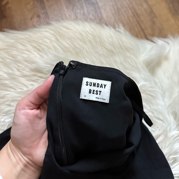 ARITZIA Sunday Best Hadden Skirt In Black - Picture 4 of 4